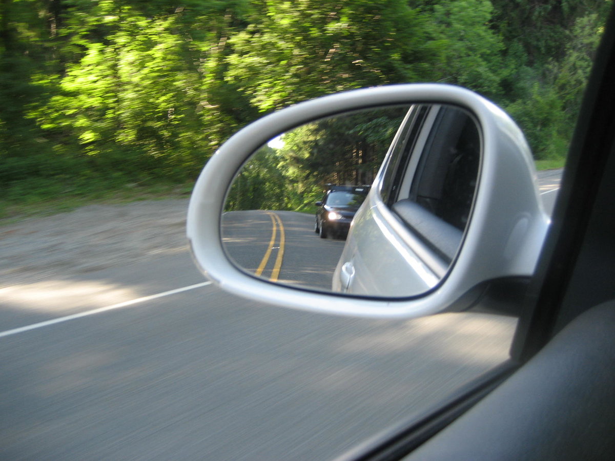Media Name: drive-the-gti-1432300.jpg